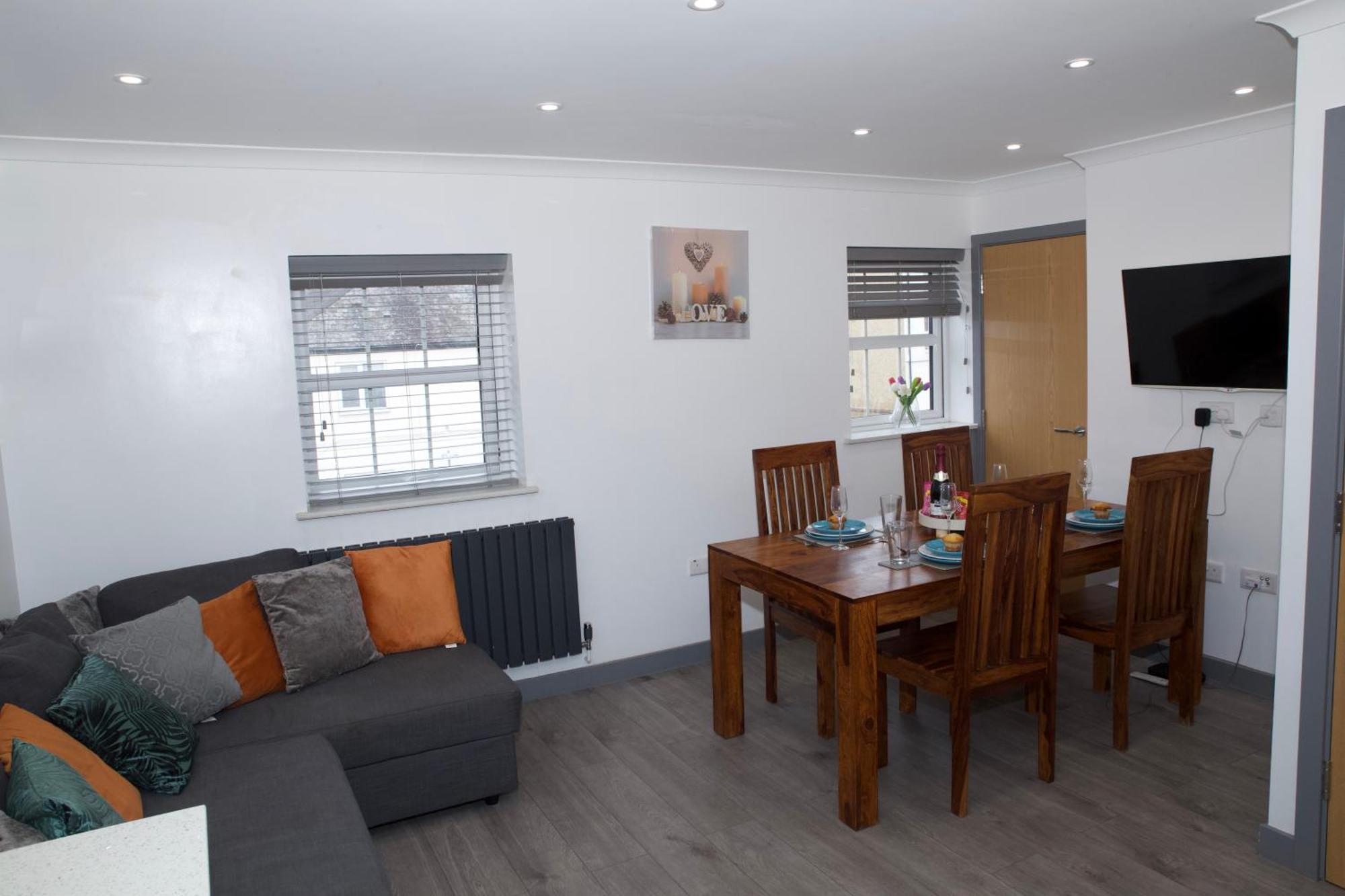 Spacious Modern 2 Bed Flat In City Centre Рединг Екстериор снимка